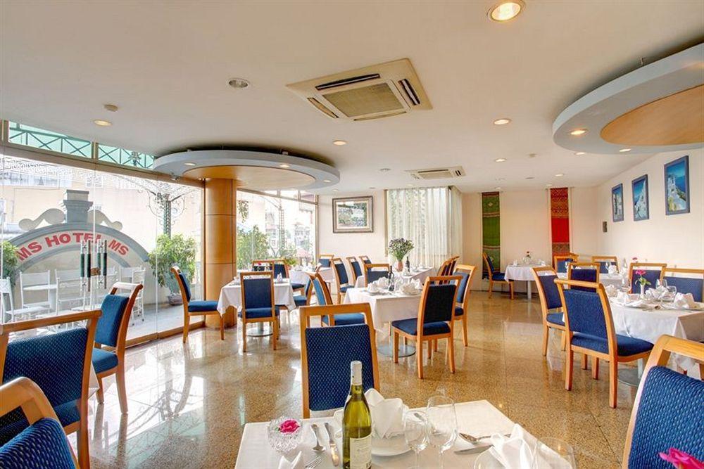 Hanoi Rock Hostel Restaurant photo